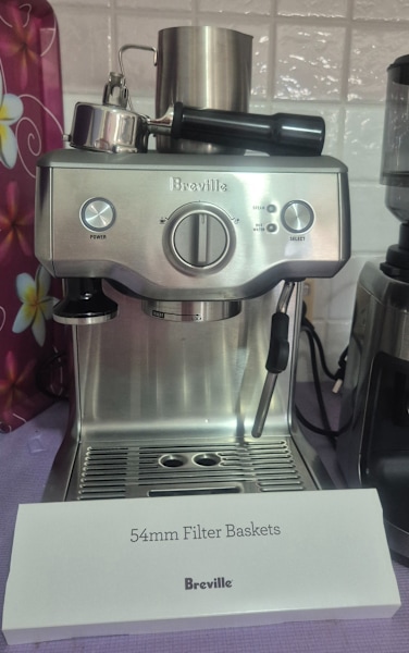 Breville Coffe Machine and Sunbeam Coffee Grinder63443722654211111