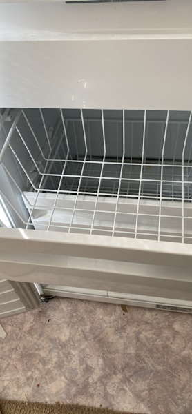 Fisher and Paykel upright freezer 389Litre63014706507778114