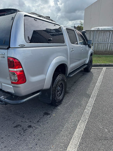 2015 TOYOTA HILUX SR5 (4x4) 5 SP AUTOMATIC DUAL CAB P/UP62936658907649110