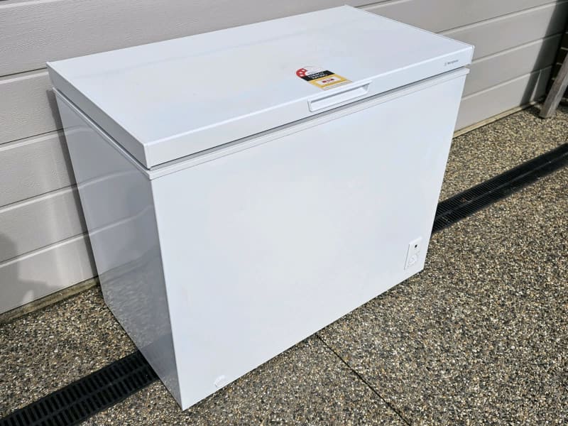 westinghouse wcm2000wd 200l chest freezer