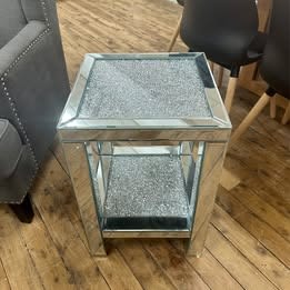 Cleo Mirrored Side Table62863377526657115