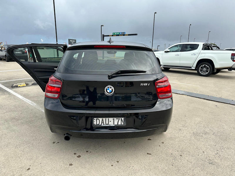 2014 BMW 1 18i 8 SP AUTOMATIC 5D HATCHBACK62933706159873111