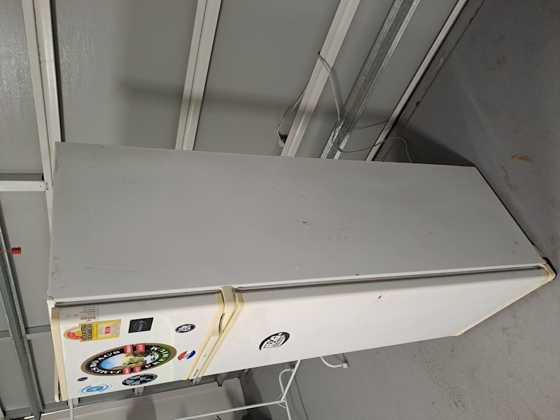 Refrigerator - Fisher and Paykel - 248L63023535767809112