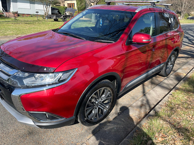 Mitsubishi outlander62939537632131112