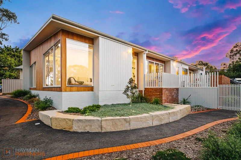 Stunning family home with two bedroom studio62929678133507112