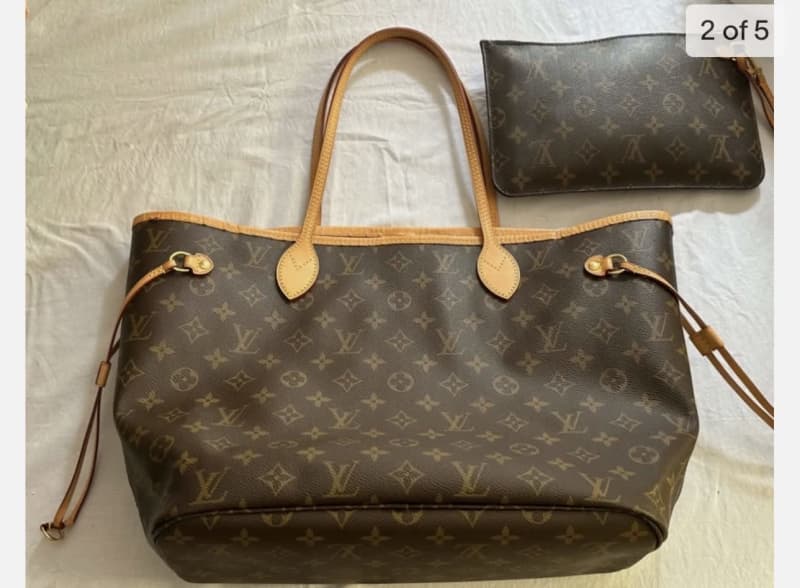 Louis Vuitton, Bags, Selling My Louis Vuitton Neverfull Mm Monogram  Cherry With Pouch