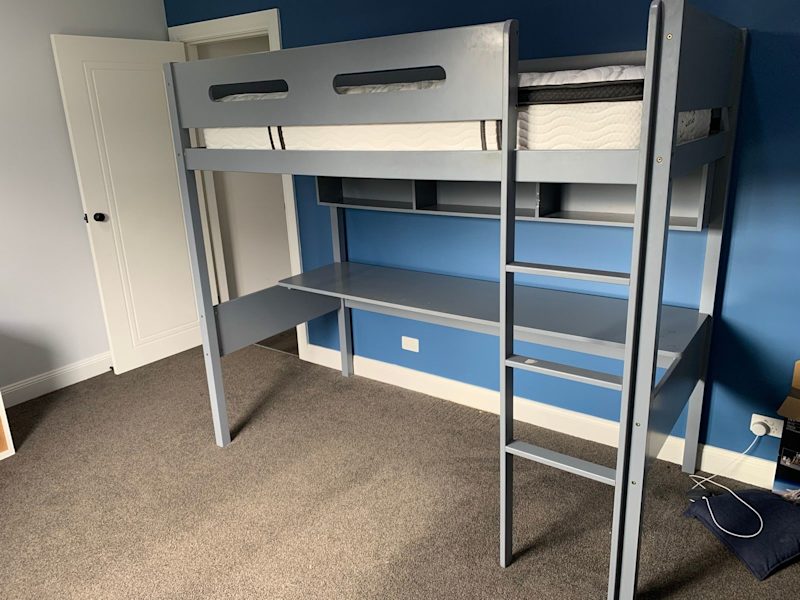 Loft Bed with Desk62863408409601111