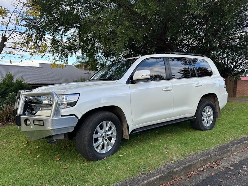 Toyota 2016 Landcruiser  VX 20062933706409986111