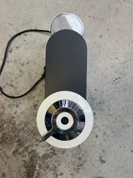 Nespresso Vertuo Coffee Machine63470144127490113