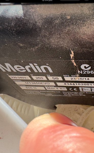 Merlin Garage door opener for sale 63470145805314113
