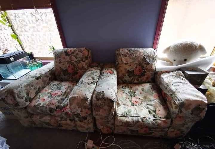 free 4 seats sofa62866849364226111
