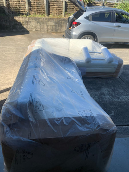 3- Seater Leather Lounge with Chase and Headrests62863381460481114