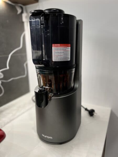 As New Hurom H200T Cold Press Juicer63016487437314113