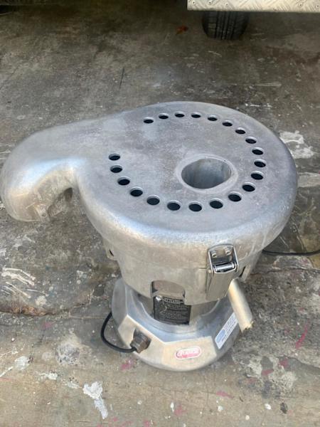 Heavy duty large commercial juicing machine 63444014908930110