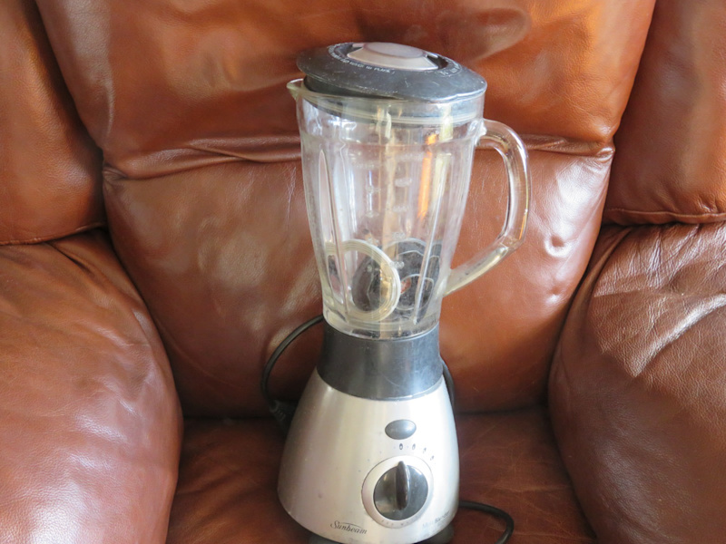 SUNBEAM BLENDER Glass top Works great Pick up Cape Woolamai630173227784981117