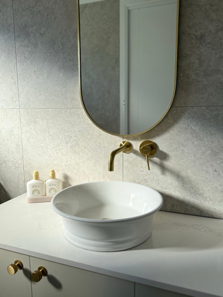 ADP Neptune Countertop Basin in white glaze $20063012444441091113