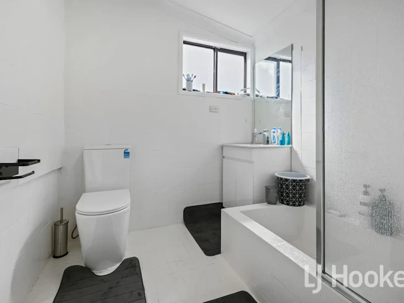 Renovated Charm in the Heart of Bathurst62929679722881111