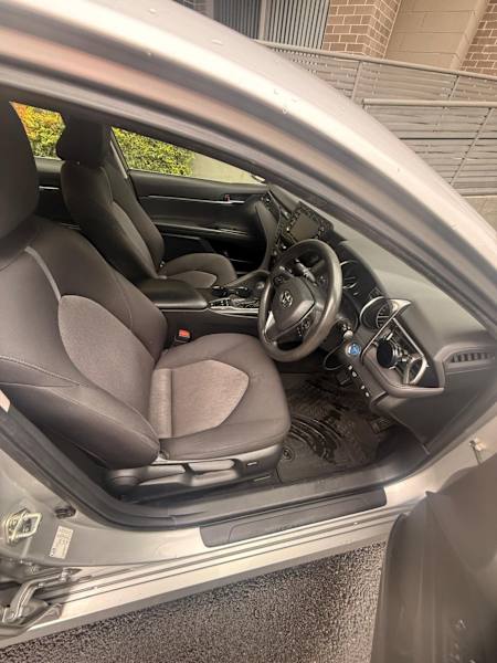 TOYOTA CAMRY HYBRID 2022 for rent62936655769346111
