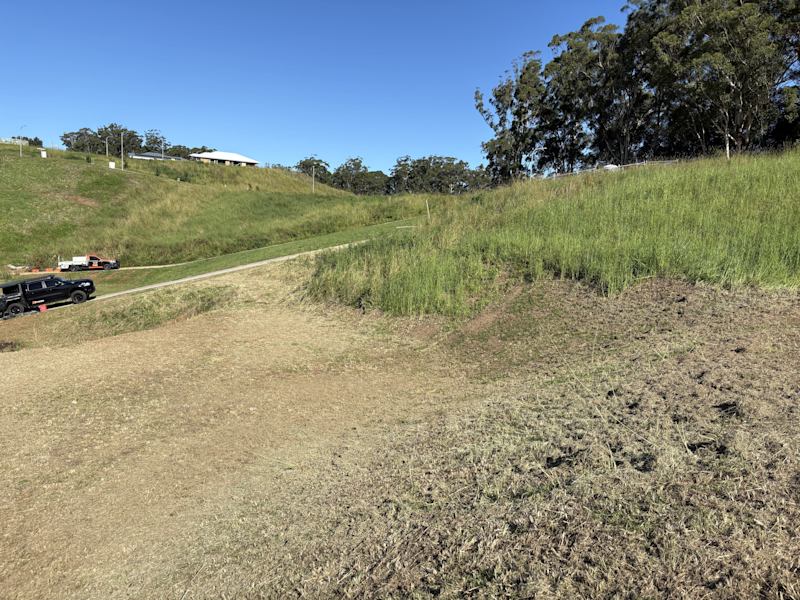 A large 1176m2 block / New Estate63438493271939112