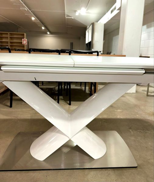 Glass Extension Table62863372459011114