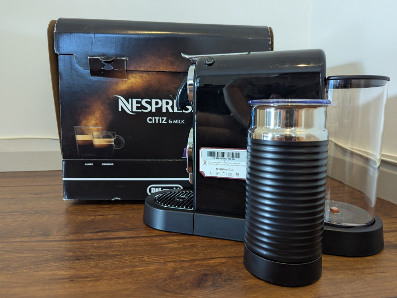 DeLonghi Nespresso Citiz & Milk Coffee Machine63019075272450114