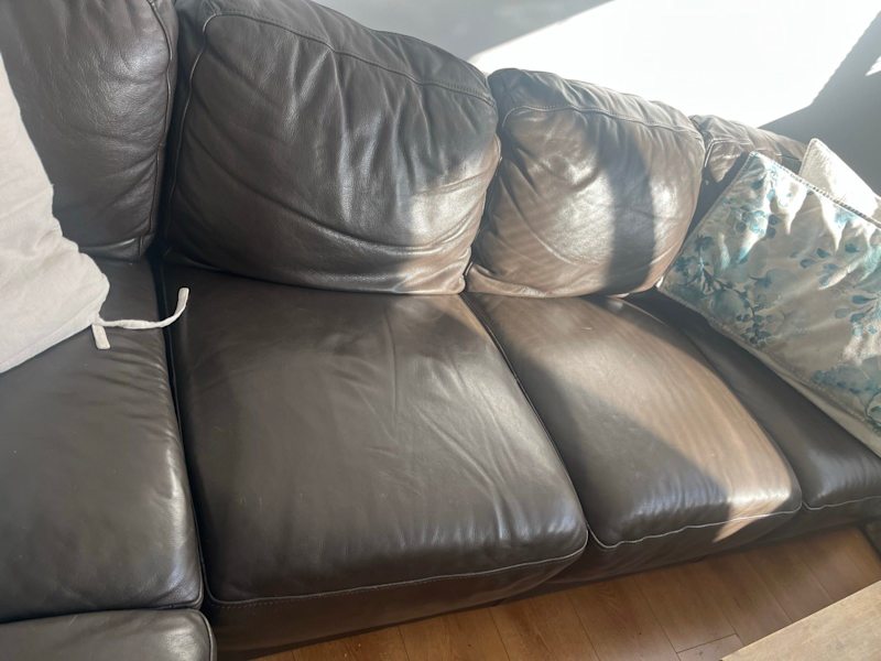 Plush leather couch 62863383945345112