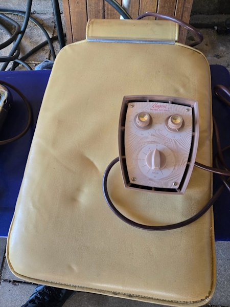 NIAGARA MASSAGE PAD AND HAND UNIT.63017318602883112