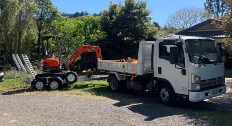 1.7T KUBOTA EXCAVATOR FOR DRY HIRE62863416457089111