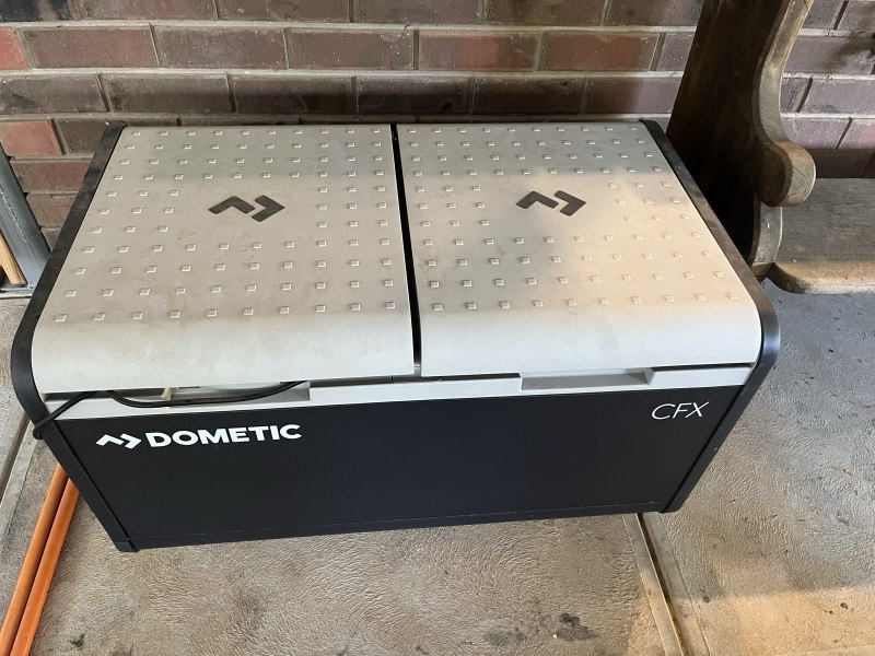 Dometic CFX fridge and freezer63017765261186111