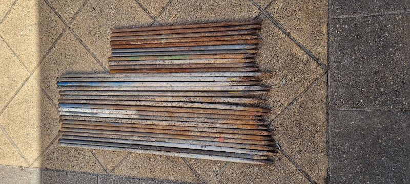 CONCRETE PINS 18X900 11X60063007474290306111
