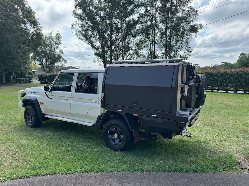 2023 TOYOTA LANDCRUISER 70 SERIES LC79 GXL  DUAL C/CHAS62937624882177113