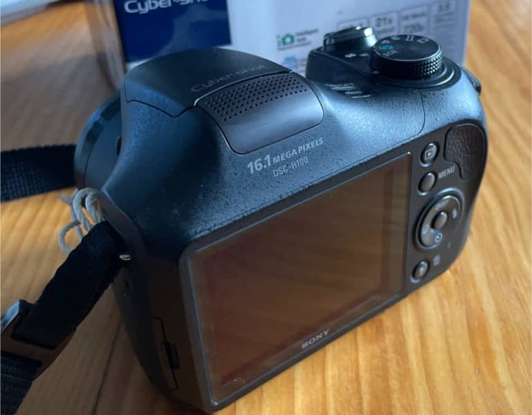 Sony Cyber-shot DSC-H100 | Digital Compact Cameras | Gumtree