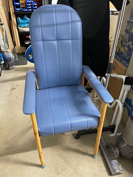 Seniors chair - Murray Bridge Chair with High Back - Light Blue Vinyl628633787534091113