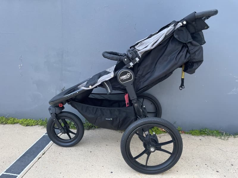 Baby jogger 2025 summit x3 gumtree