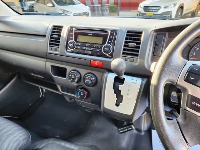 2014 TOYOTA HIACE LWB 4 SP AUTOMATIC 4D VAN62935683865986114