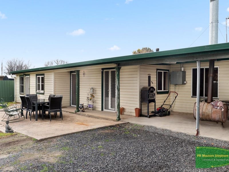 Battle-Axe Privacy in Blayney62929680661378110