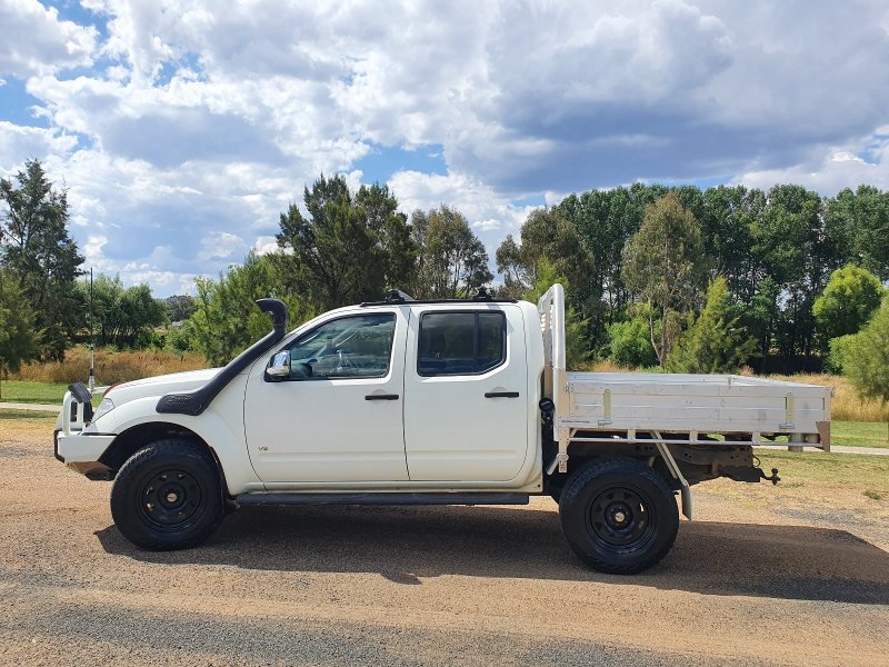2014 NISSAN NAVARA ST-X 550 (4x4) 7 SP AUTOMATIC DUAL CAB UTILITY, 5 s62935681032449112