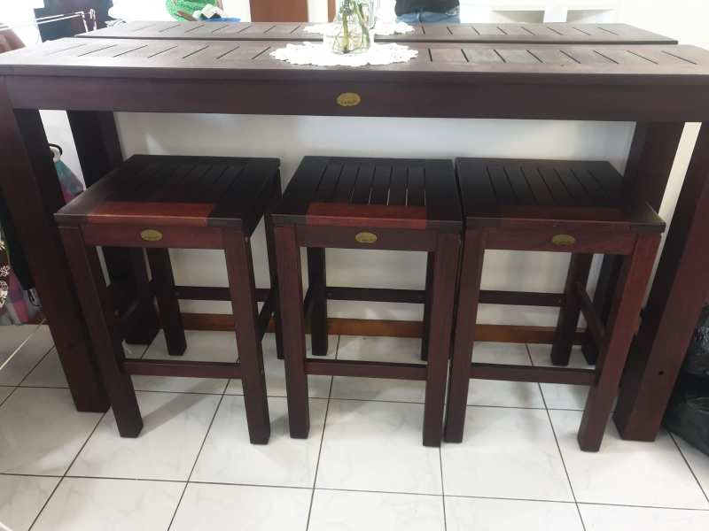 gumtree bar table and stools