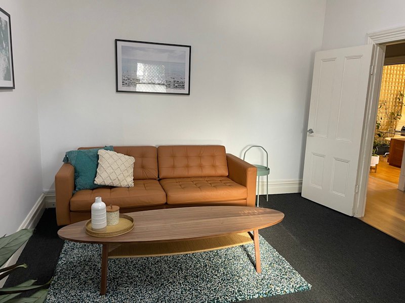 Beautifully Furnished Room for Rent in Health-Focused Practice62995718338819111