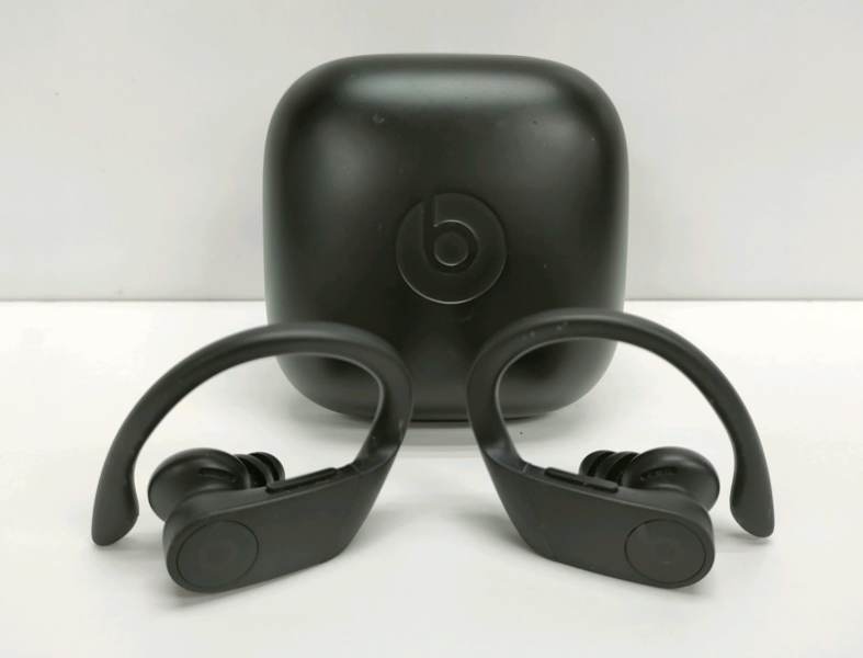 powerbeats pro gumtree