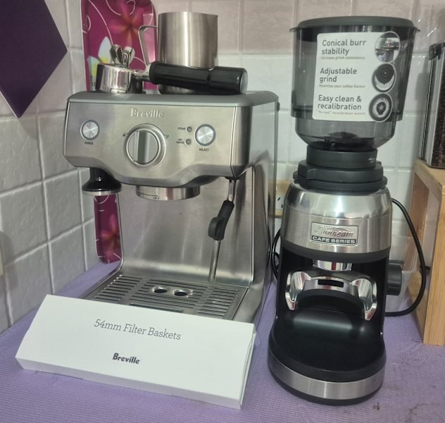 Breville Coffe Machine and Sunbeam Coffee Grinder63443722654211110
