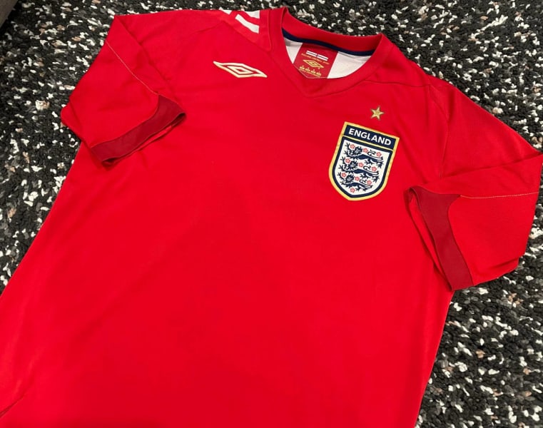 england 2006 red kit