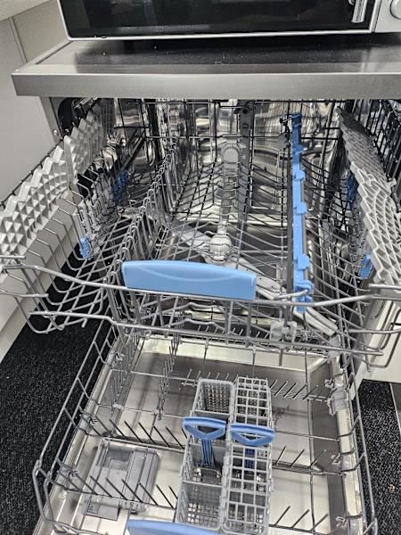 Westinghouse Dishwasher63016056941825113
