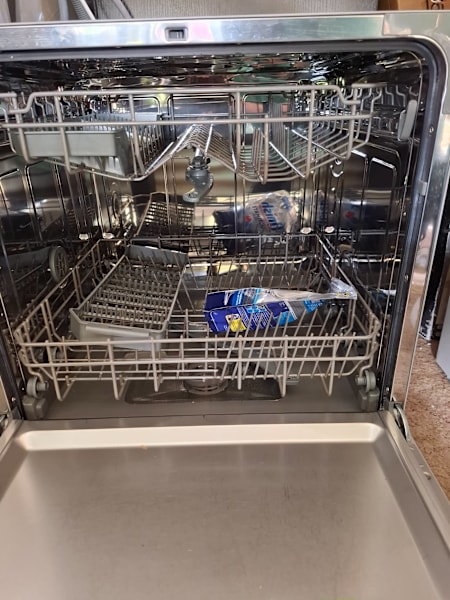 Dishwasher63018619807489111