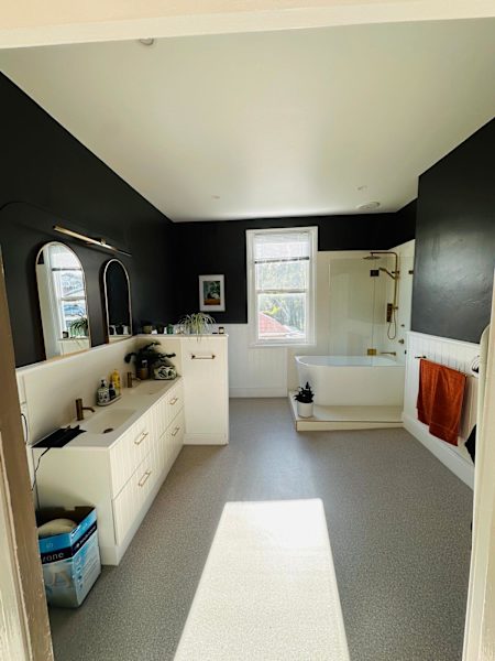 Painting and decorating + plastering62863391917186113