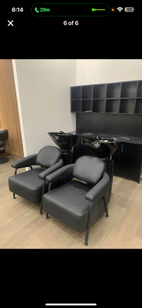 Hair salon for sale in Newcastle63438904736641113