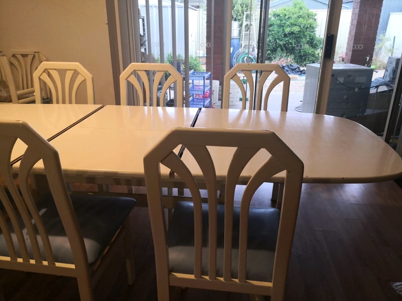 gumtree white dining table