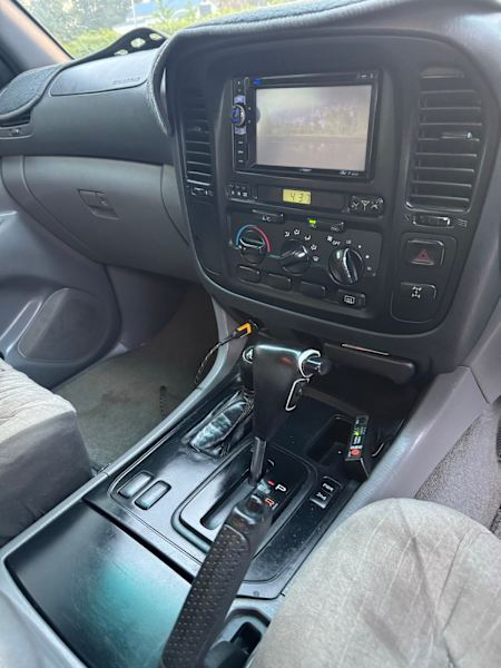Toyota Landcrusier 100series 200162932712650882111