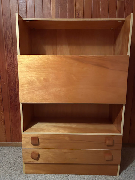 Timber Desk/Bookshelf62863838137218112