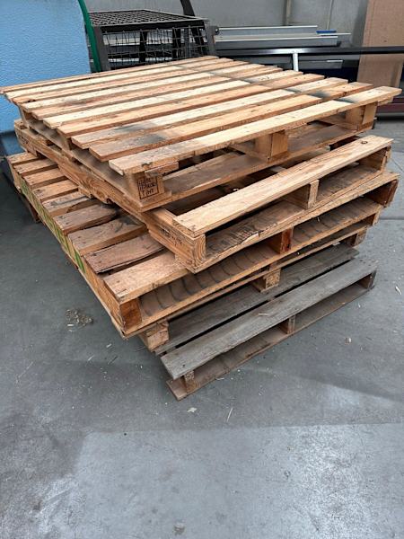 Random Pallets and skids63011991561474111